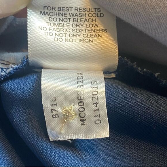 Peter Millar Wicking Blue Flat Front Shorts Size 42 - Picture 5 of 11